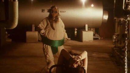 Порно фильм: Девушки в неволе: Психо камера пыток