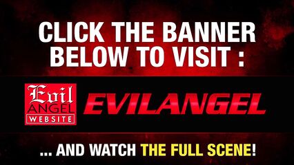 Анальные лесбиянки пошалили с игрушками