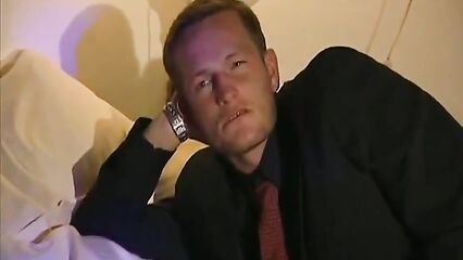 Секс за деньги, а она плачет