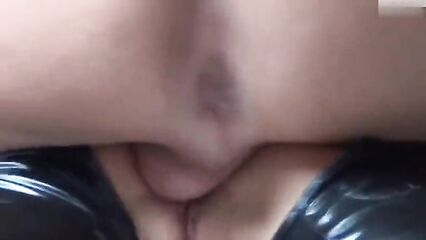 Вошел в тугую нежную худую попку