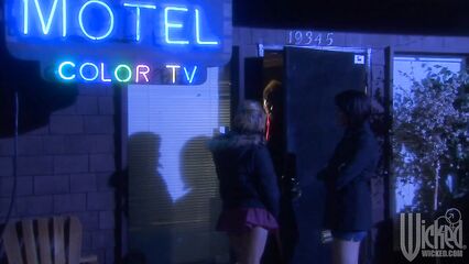 Общественная служба (Public Service) Порно фильмы на русском языке