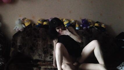 Домашнее порно: Егорова Настя в позе наездницы