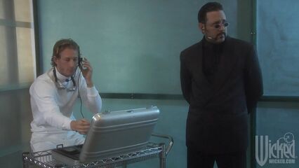 2040 - Фантастический полнометражный порно фильм с русским переводом